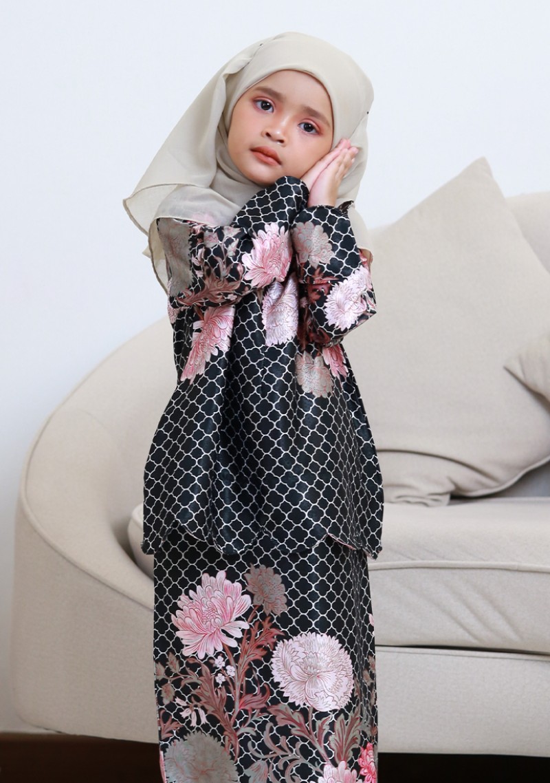 Kurung Wan Amira Kids - Black