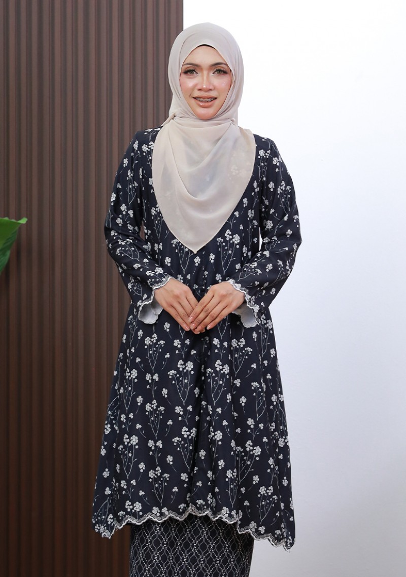 Kurung Che Maisara - Black
