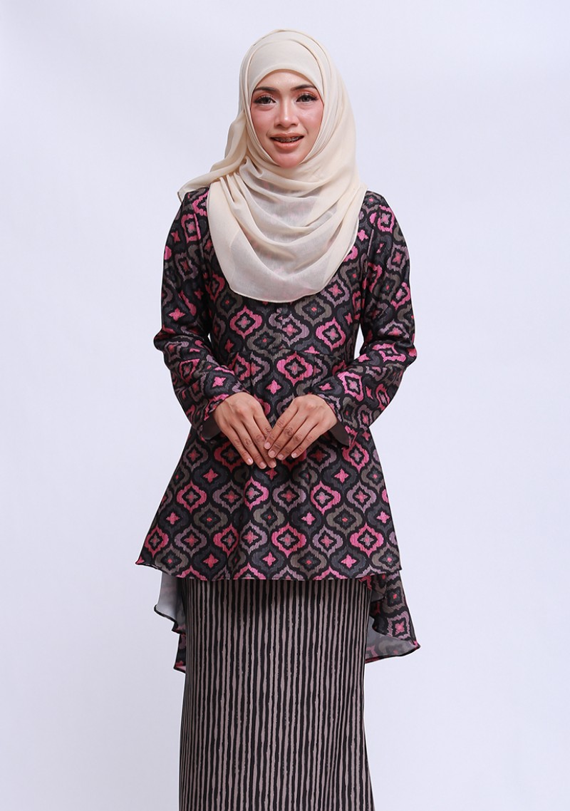 Kurung Che Dalila - Black