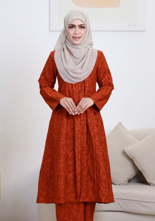 Kebaya Sri Embun - Brick Orange