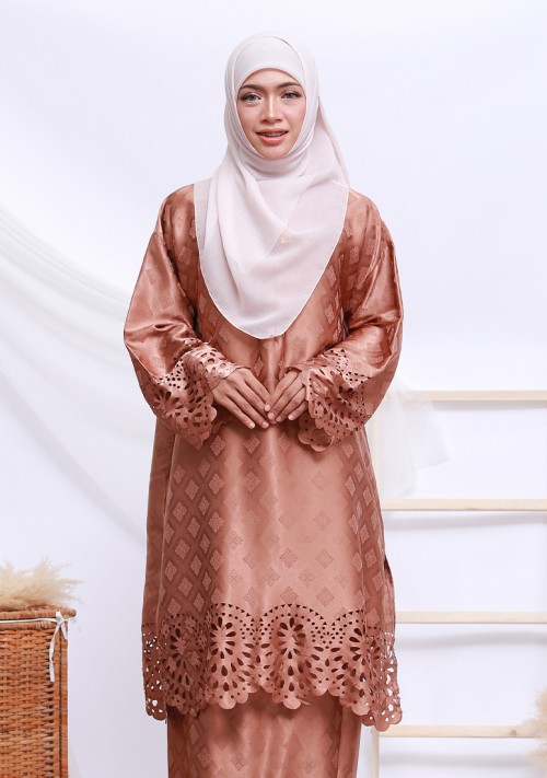 Kurung Che Aisha - Brown