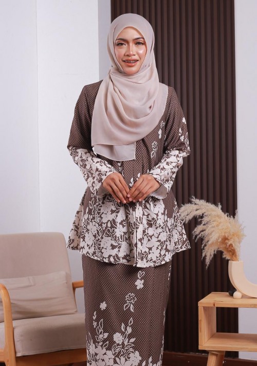 Kebaya Ayuni - Brown
