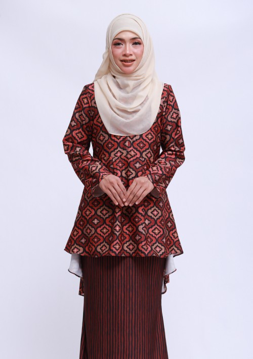 Kurung Che Dalila - Brown