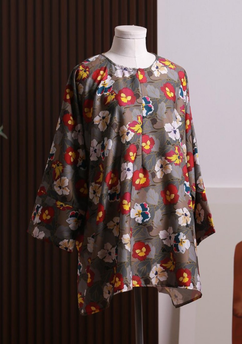 Blouse Sara V26 - Charcoal Grey