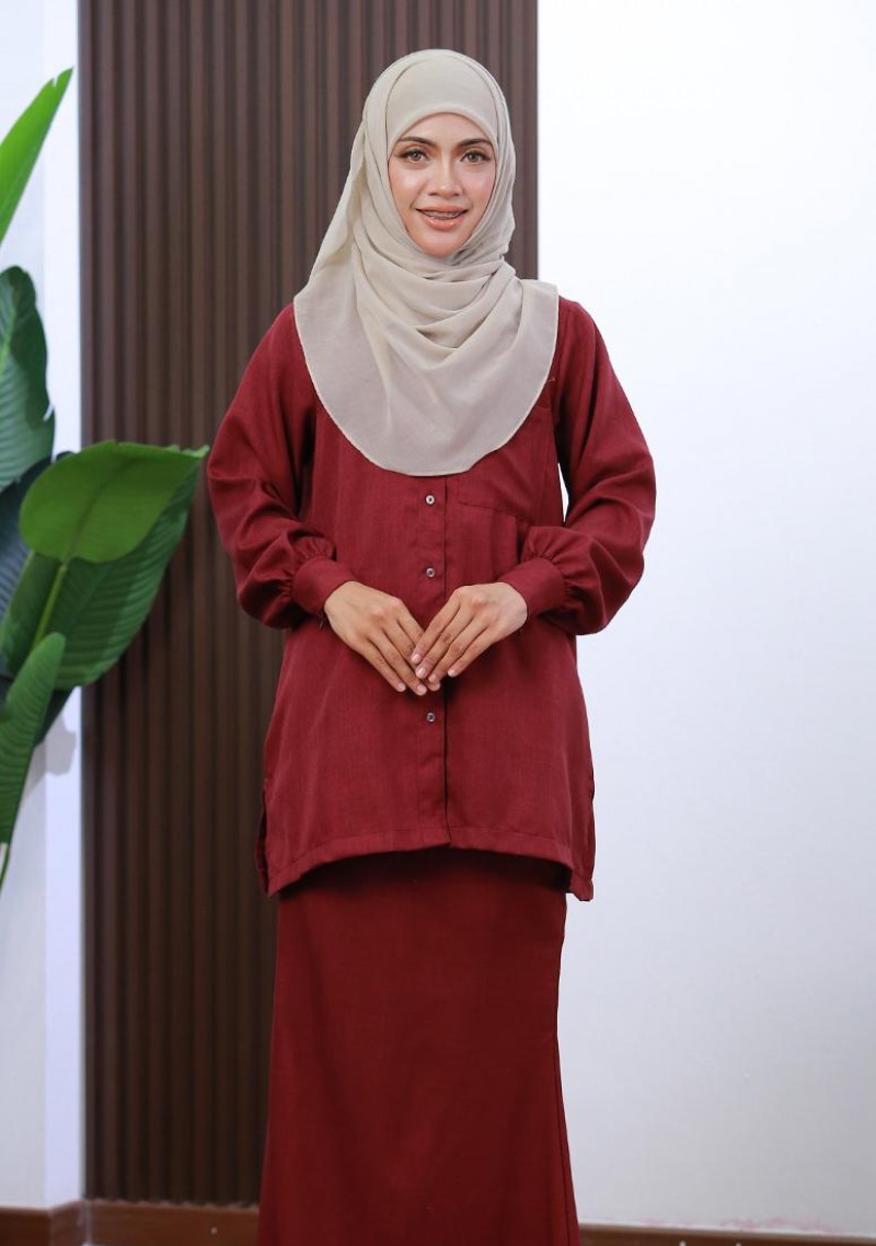 Kurung Nuhaa - Deep Maroon