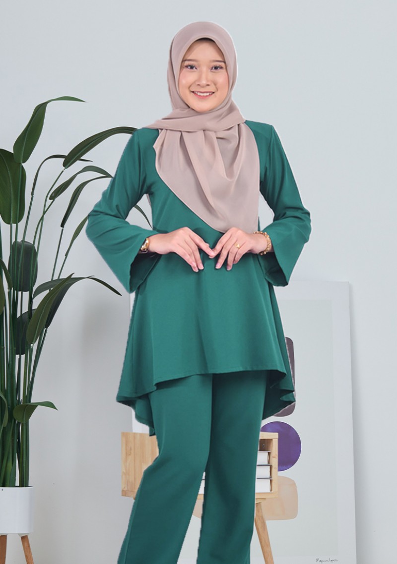 Suit Hijraa - Emerald Green