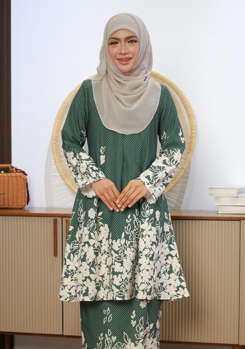 Kurung Che Quroong - Emerald Green