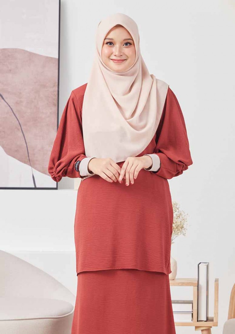 Kurung Fateen - Brick Red