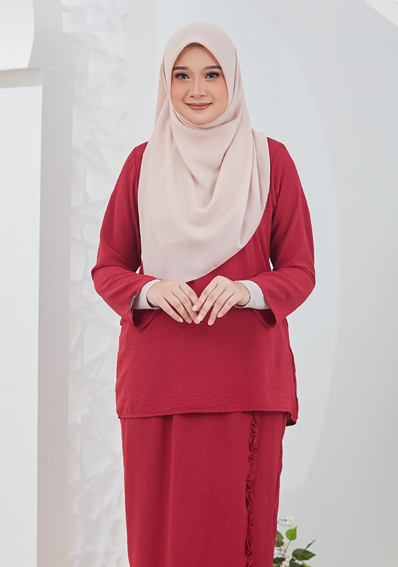 Kurung Hinata - Ruby Red