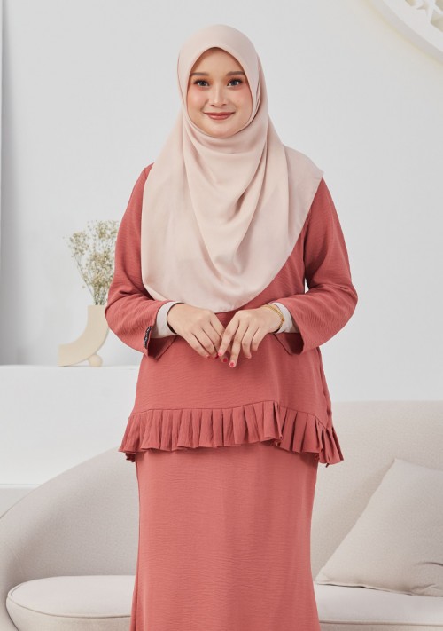 Kurung Wawa - Deep Peach