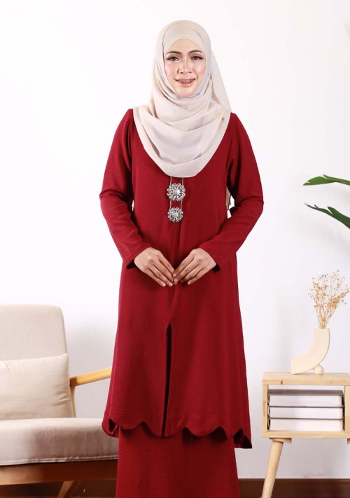 Kurung Lala Scallop - Plum