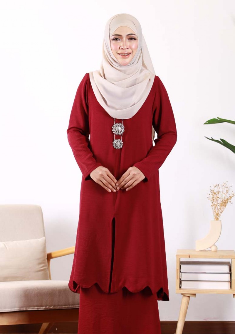 Kurung Lala Scallop - Plum