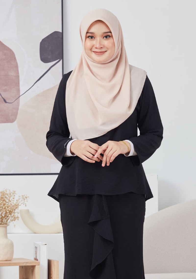 Kurung Alinda - Black