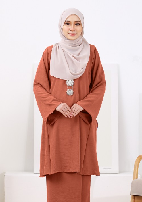 Kurung Nur Zaleha - Golden Brown