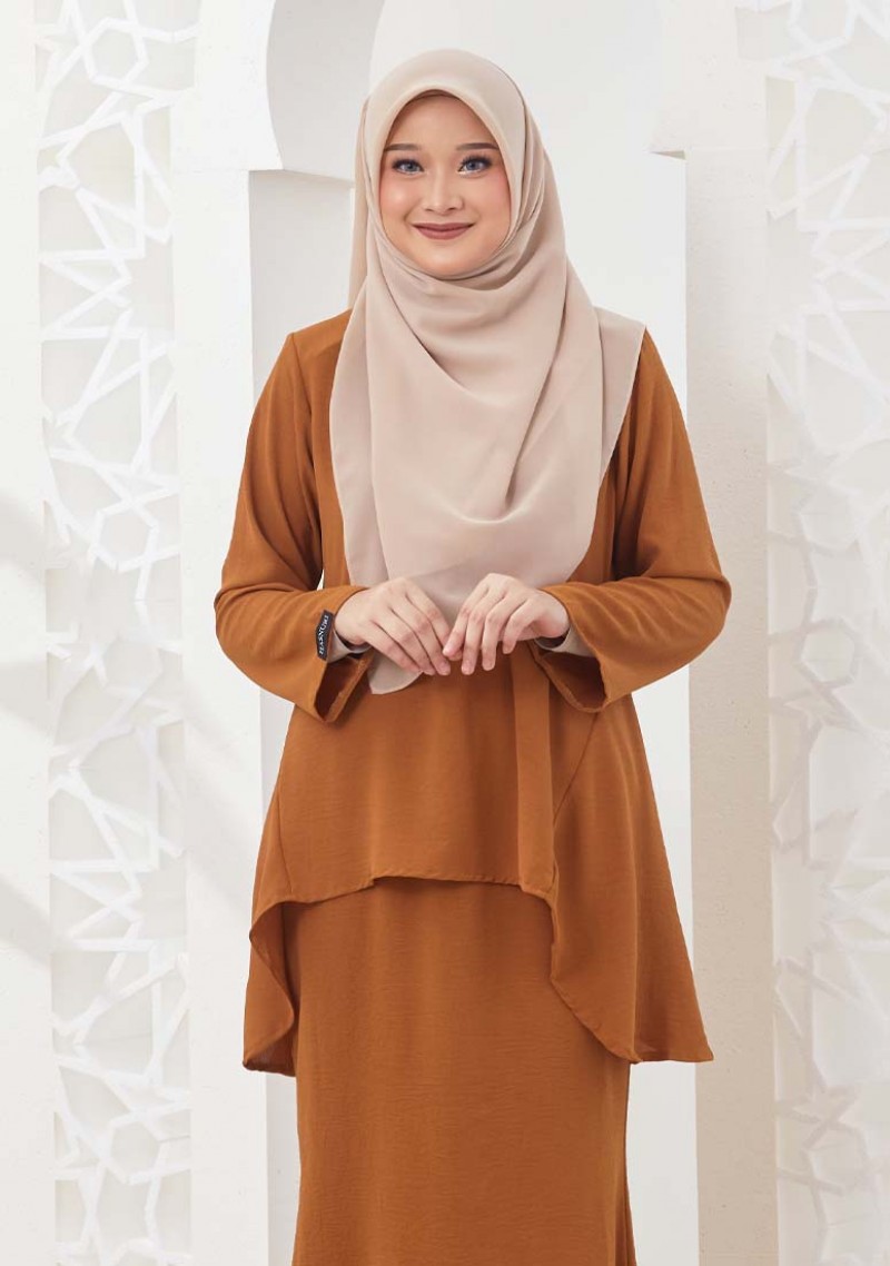 Kurung Yumi - Gold