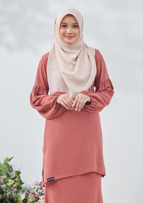 Kurung Azzy - Deep Peach