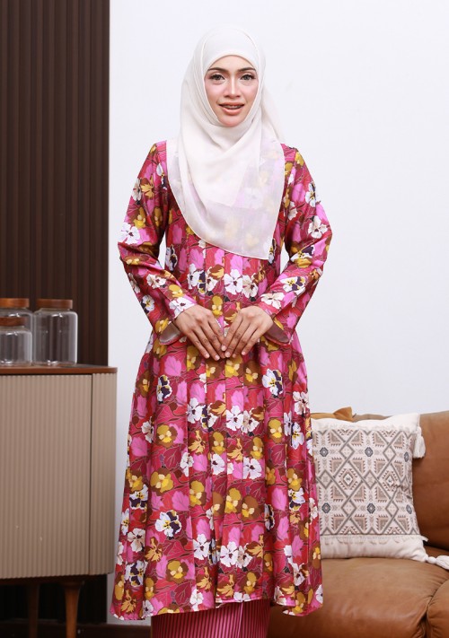 Kebaya Sri Daisy 2.0 - Magenta