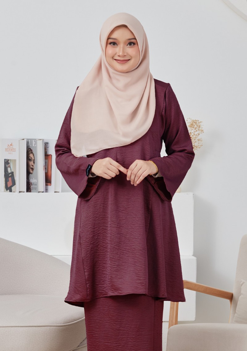 Kurung Wan Zaleha - Maroon