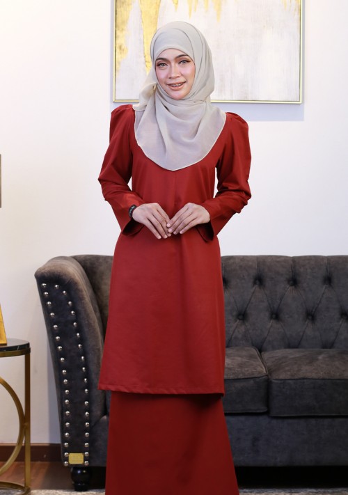 Kurung Azira - Maroon
