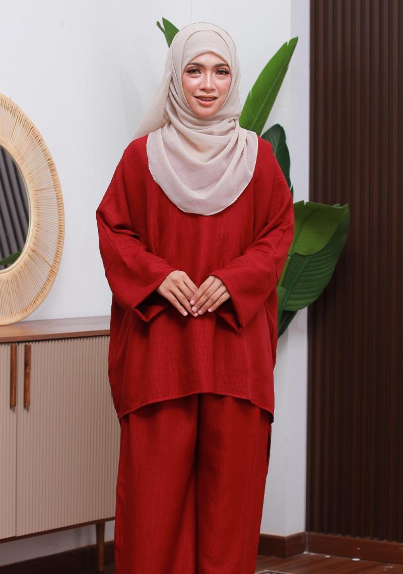 Suit Maira - Maroon