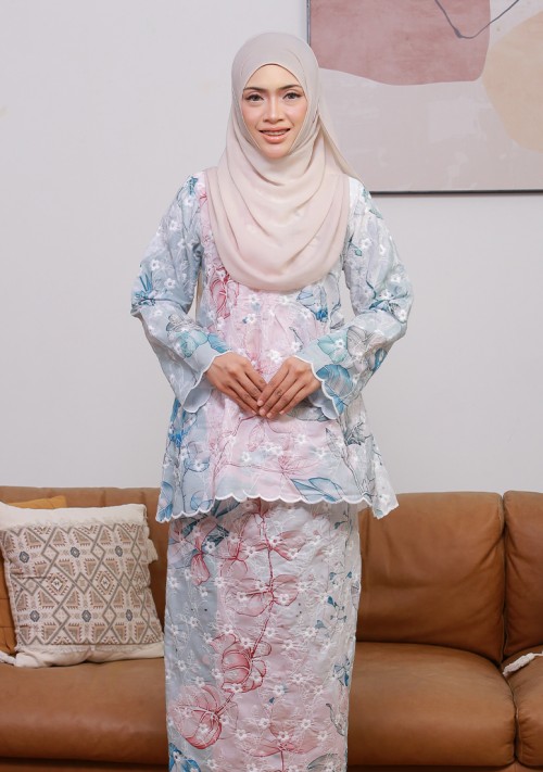 Kurung Sri Camellia - Pistachio