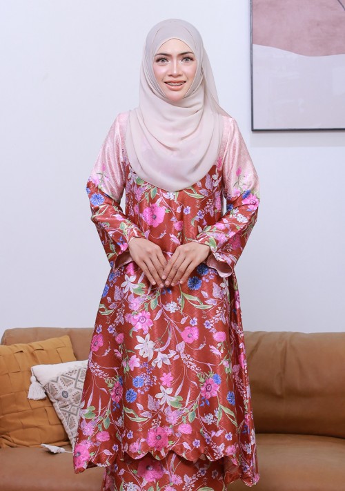 Kurung Sri Seroja - Rich Brown