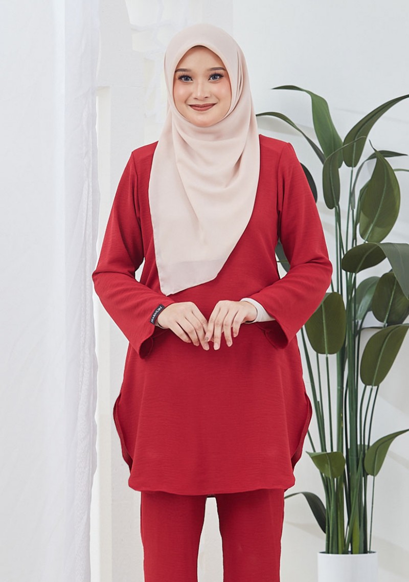 Suit Nur Saraa - Red