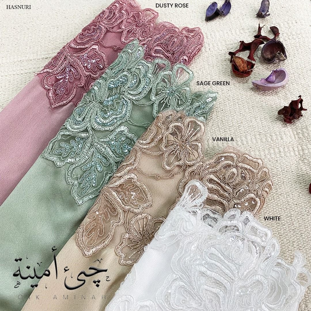 Kurung Cik Aminah - White