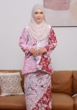 Kurung Sri Camellia - Raspberry