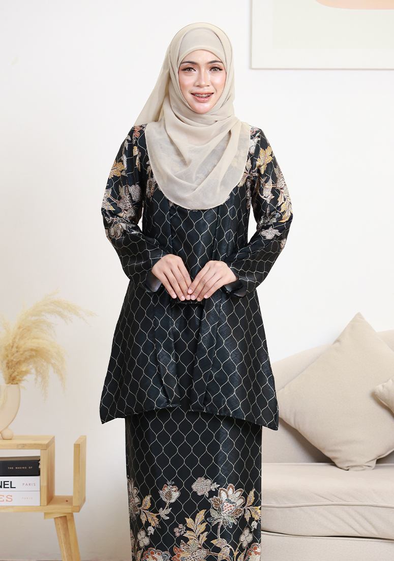 Kebaya Cik Aminah - Black