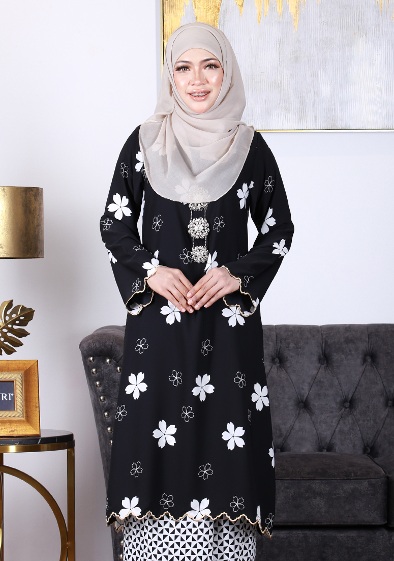 Kurung Dang Ayu - Black
