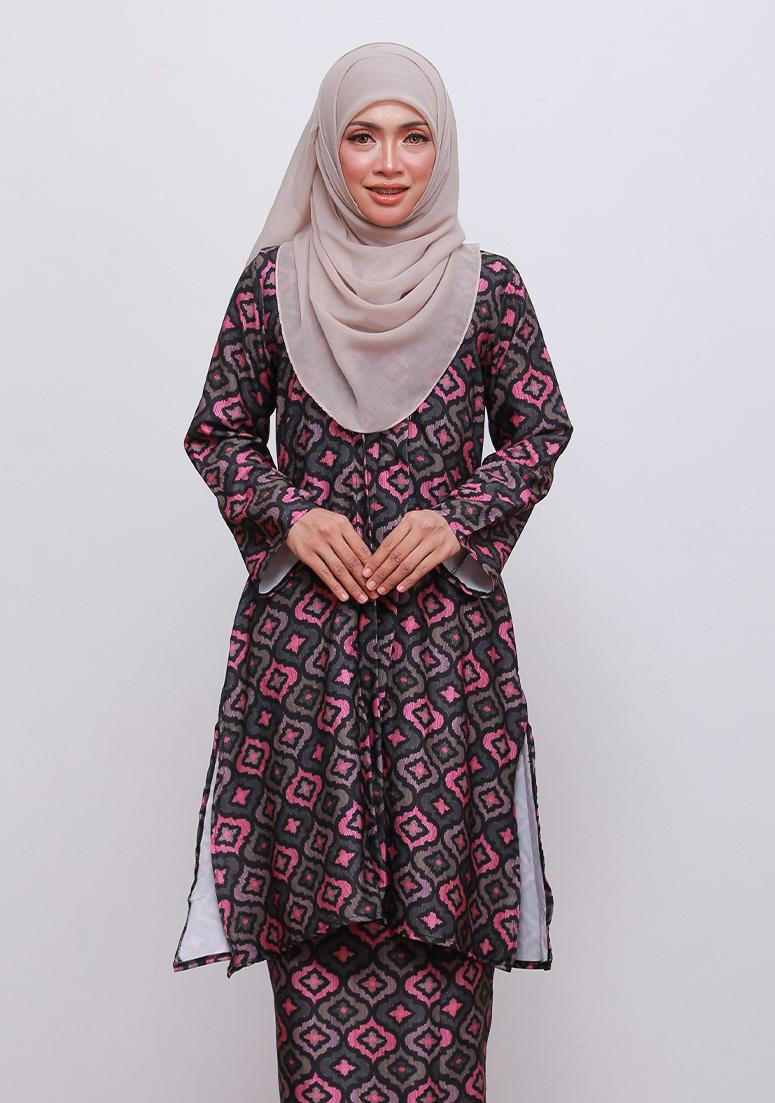Kebaya Che Delisha - Black
