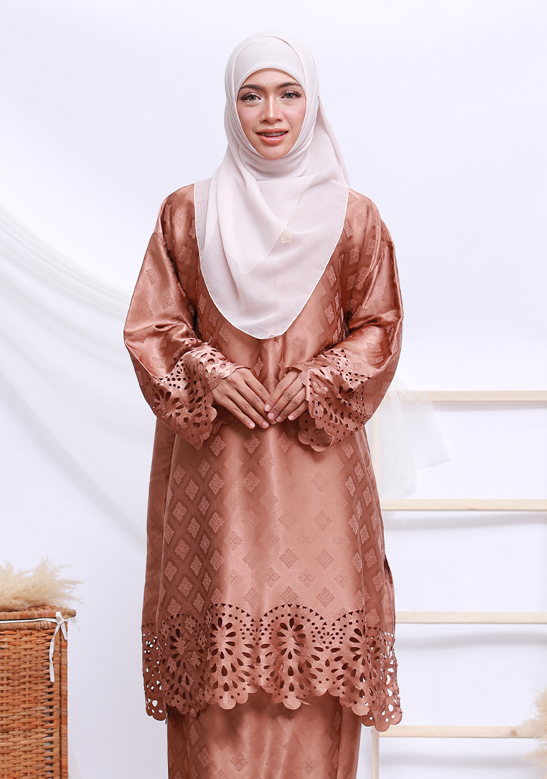 Kurung Che Aisha - Brown
