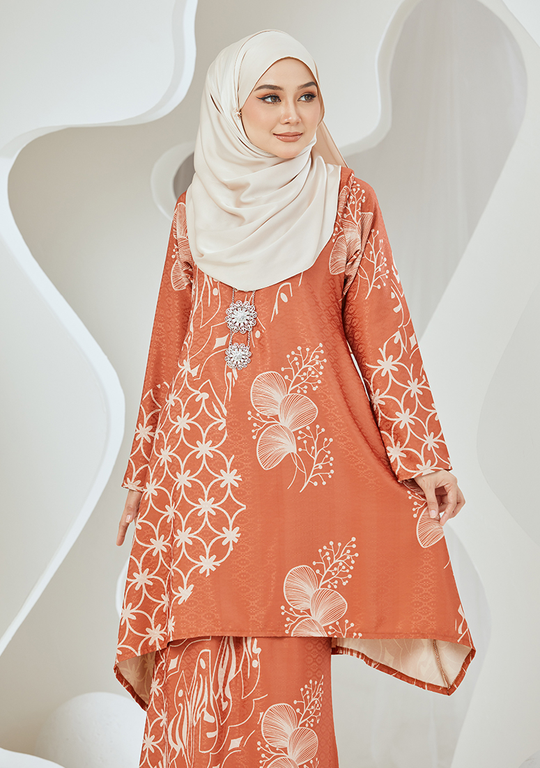 Kurung Puspa - Burnt Orange