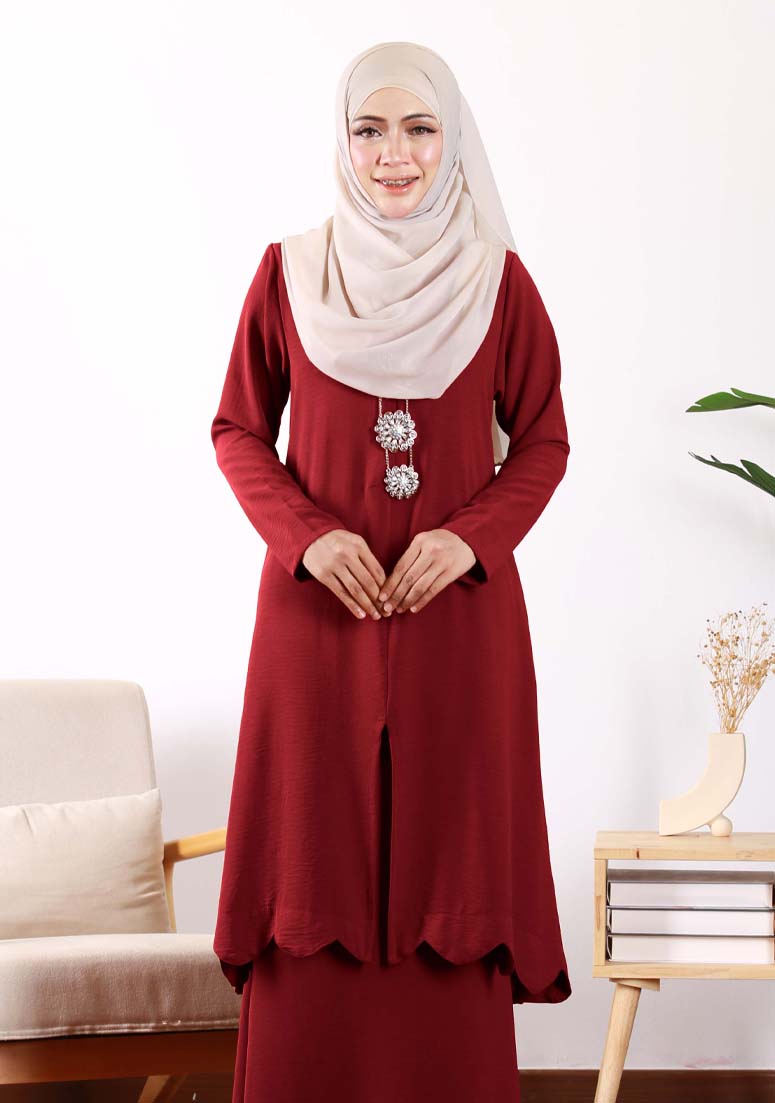 Kurung Lala Scallop - Maroon