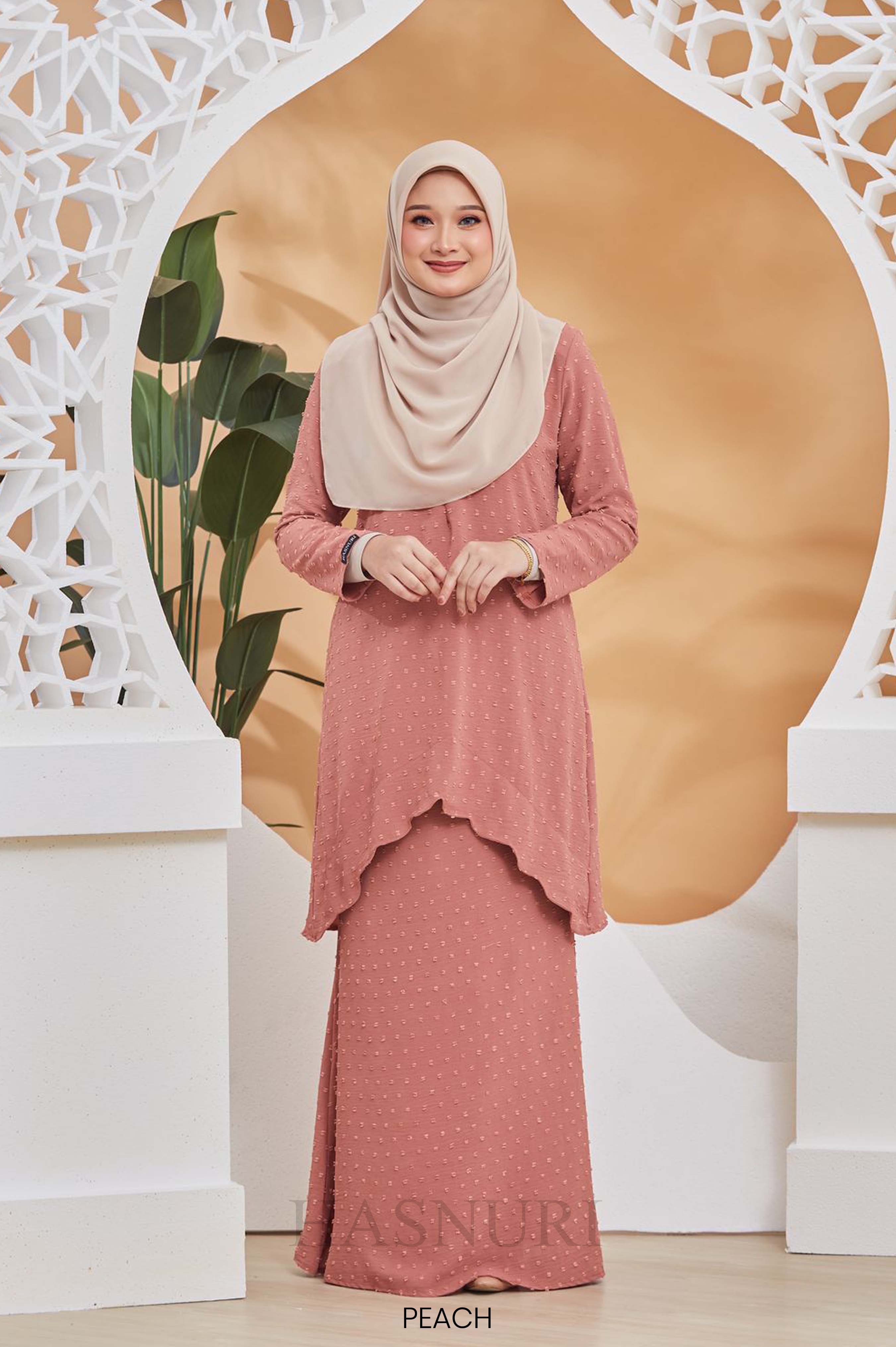 Kurung Cik Puteri Scallop - Deep Peach