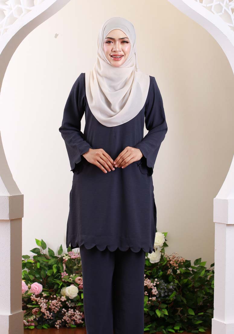 Suit Nur Scallop - Charcoal