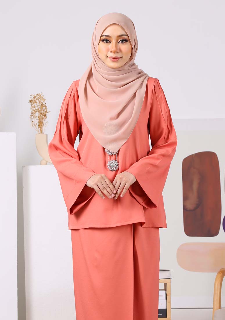 Kurung Alya - Peach