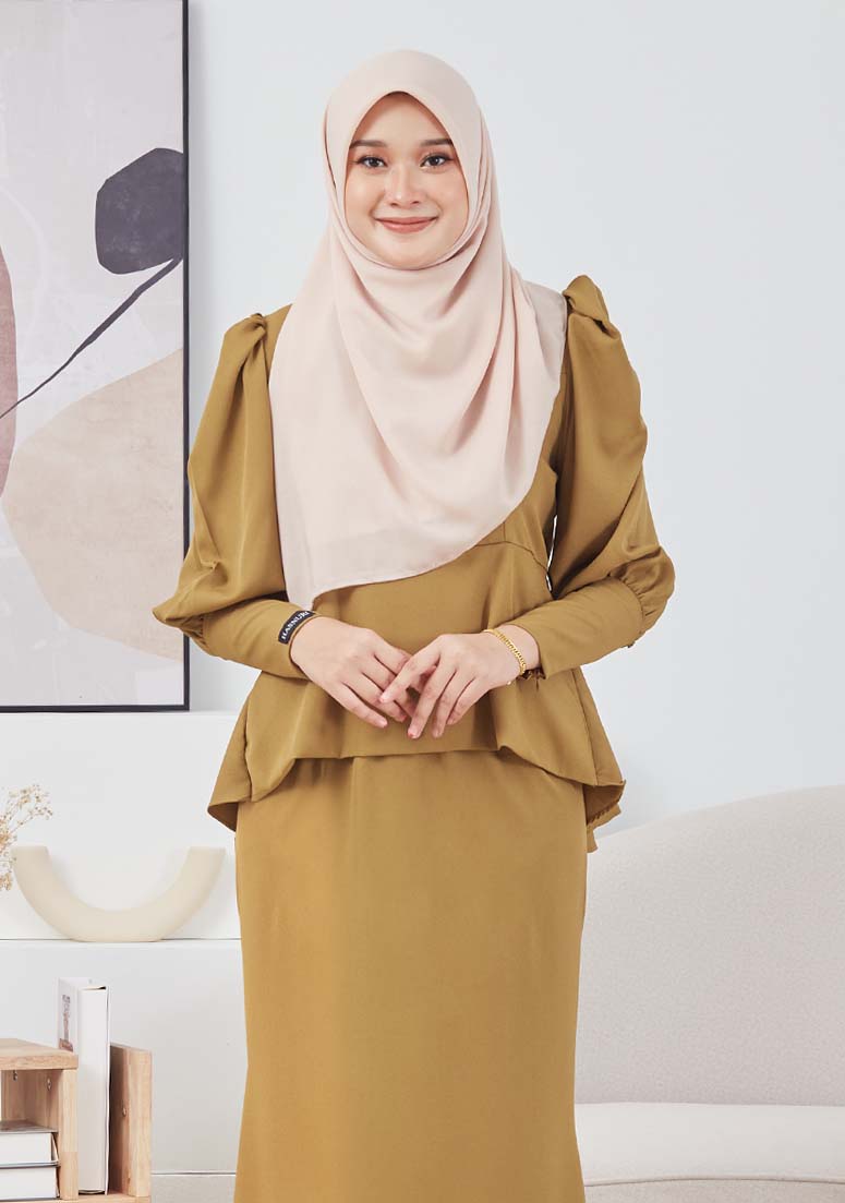 Kurung Arina - Moss Yellow