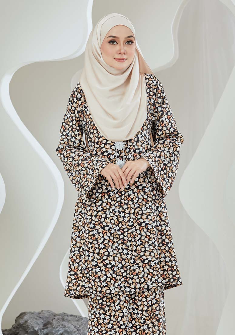 Kurung Cik Daisy - Black