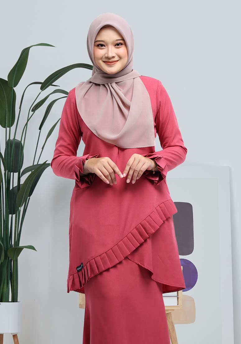 Kurung Cik Tulip Pleated - Dark Pink