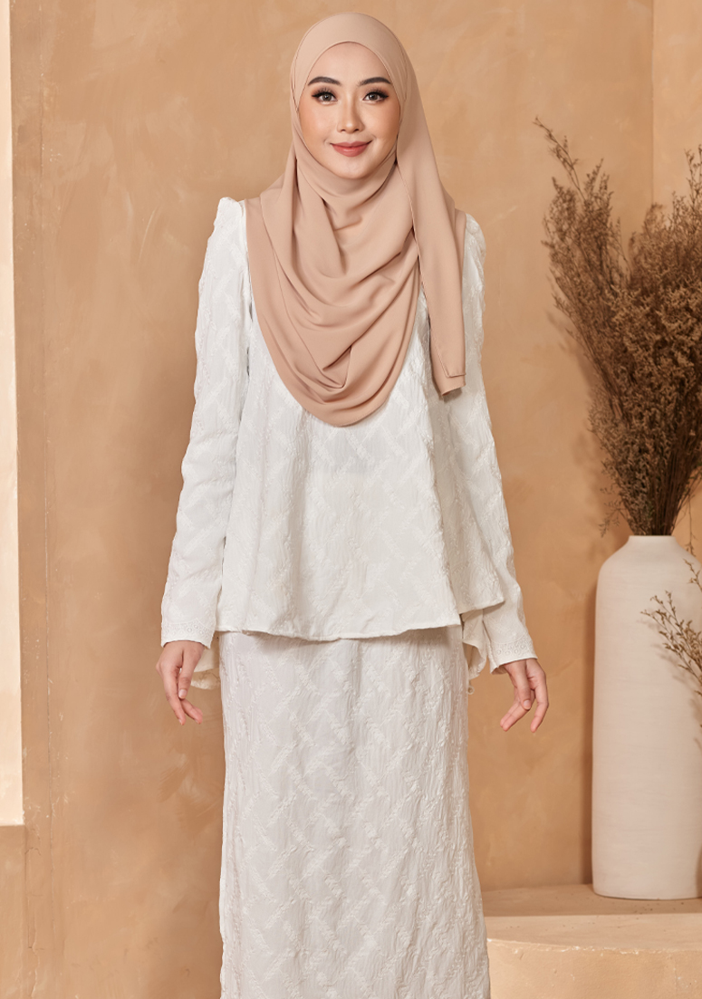Kurung Daryna - Off White