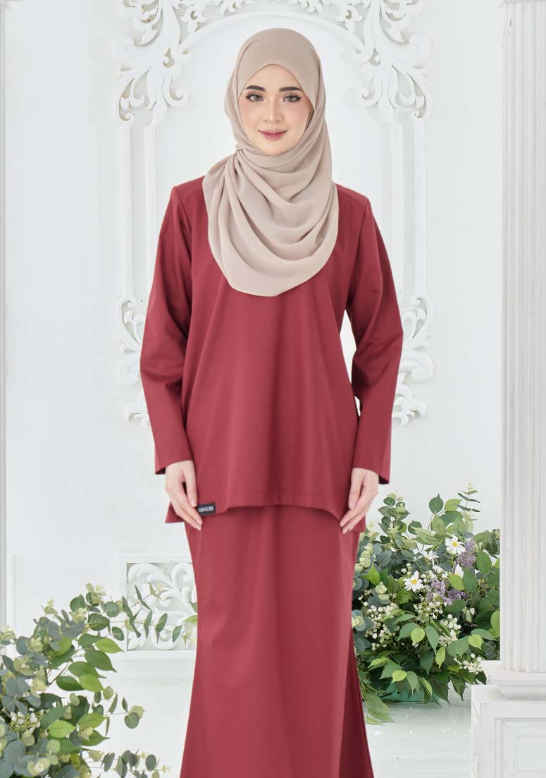 Kurung Haneefa - Maroon