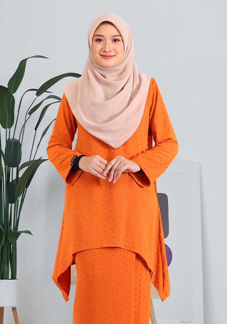 Kurung Husna - Tangerin Orange