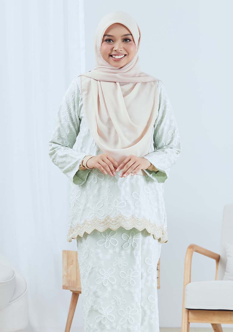 Kurung Tun Teja - Baby Green