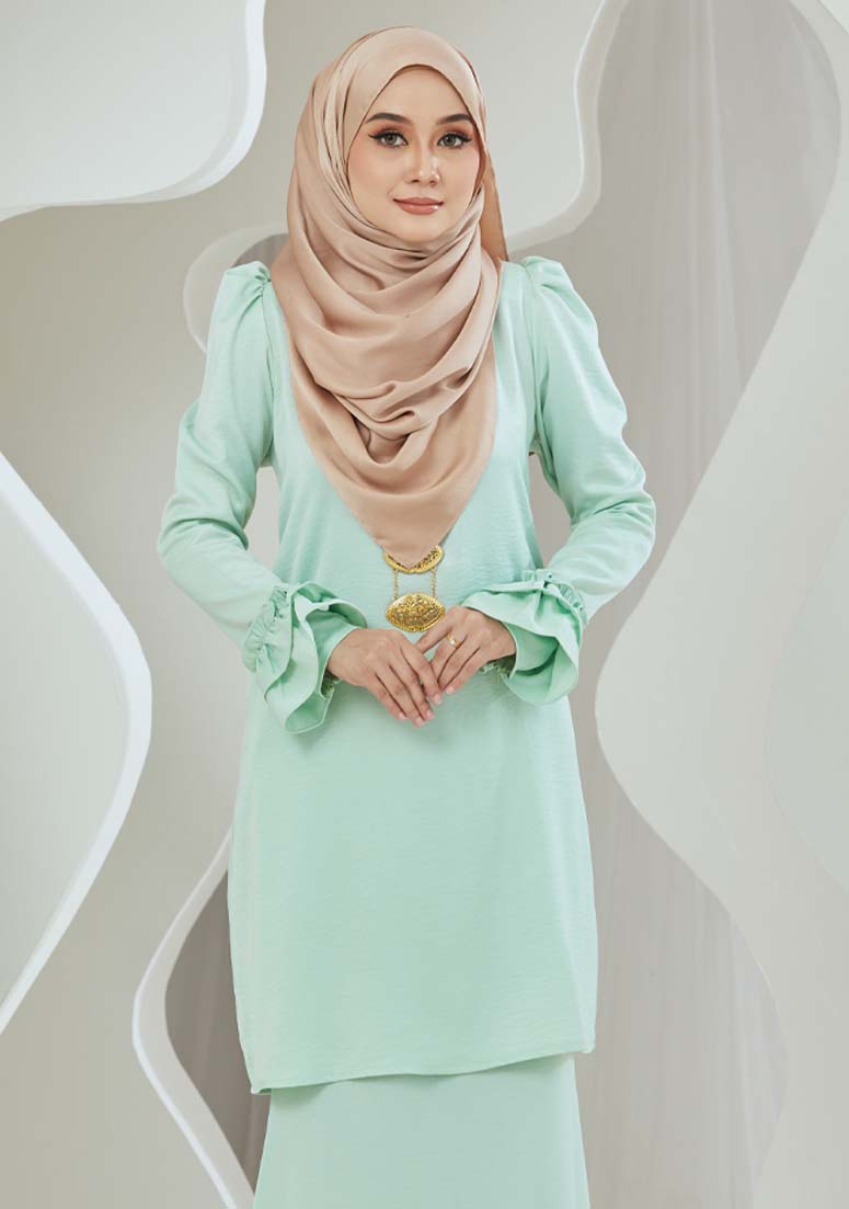 Kurung Wan Kuntom - Baby Green