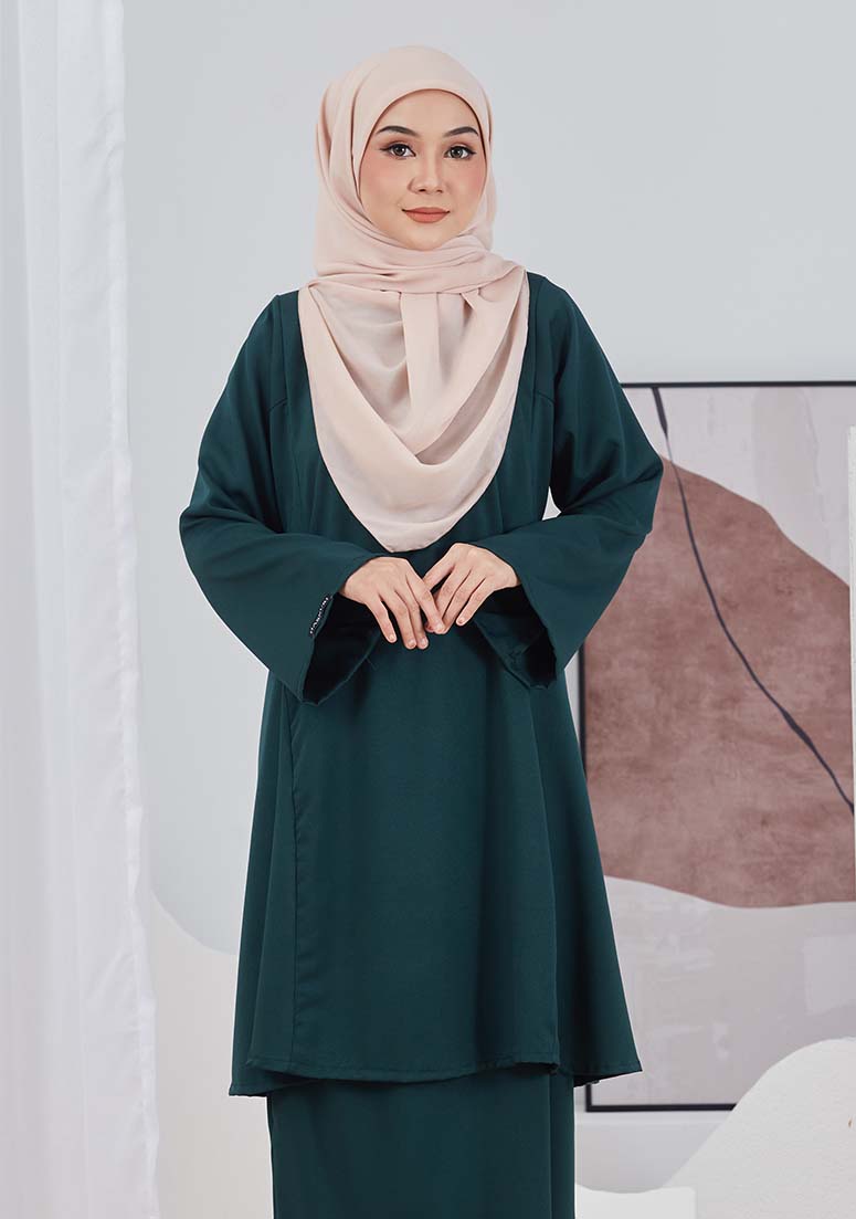 Kurung Zaleha - Deep Green