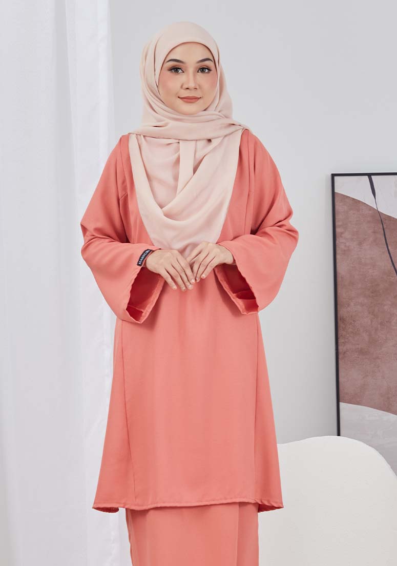 Kurung Zaleha - Peach