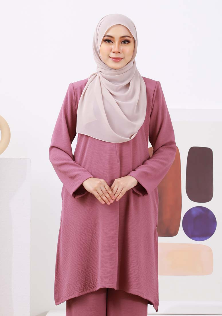 Suit Leena - Belacan