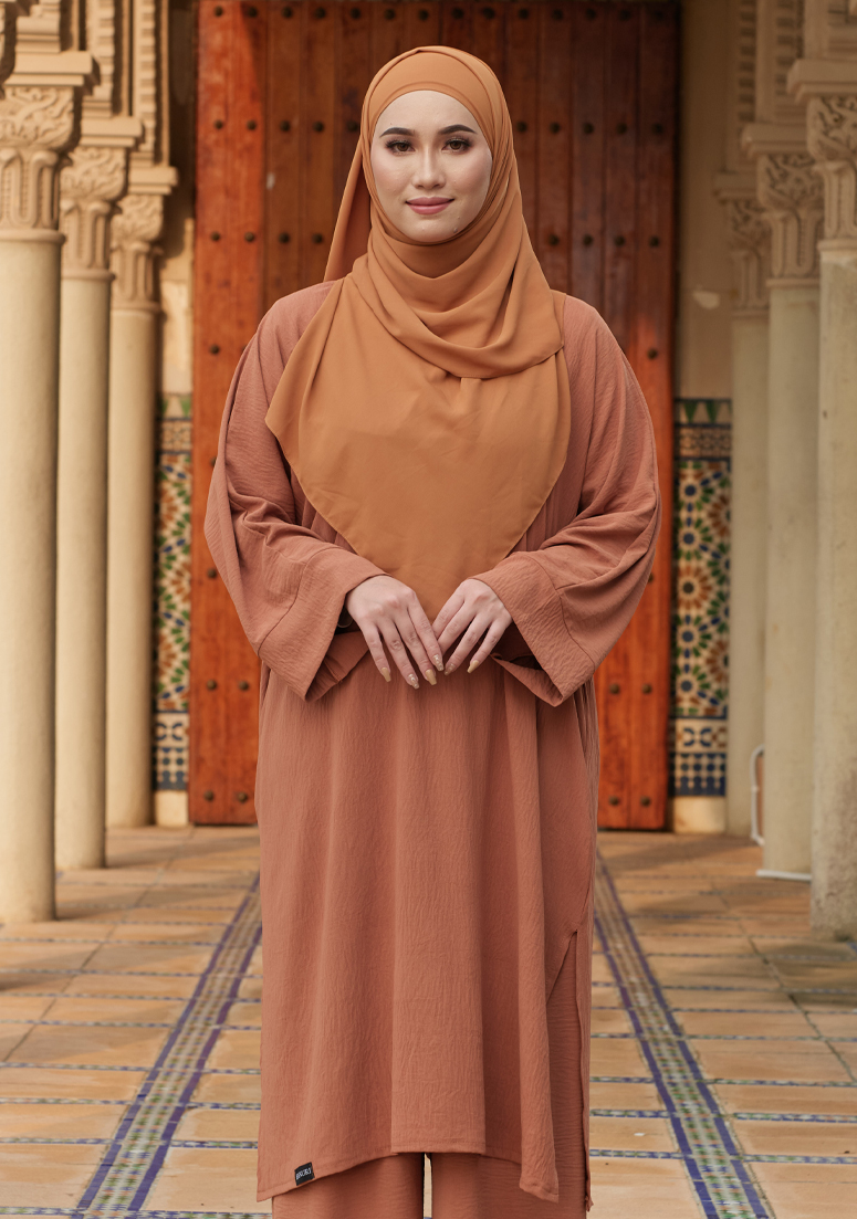 Suit Rossa - Golden Brown